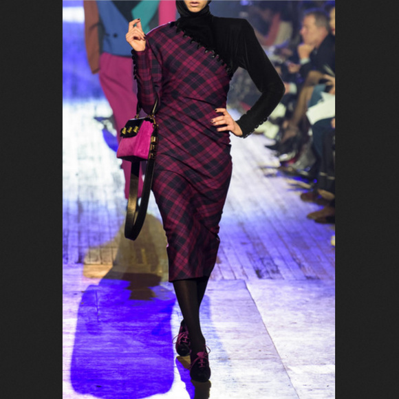 Marc Jacobs Embellished tartan wool Runway dress - Picture 13 of 17
